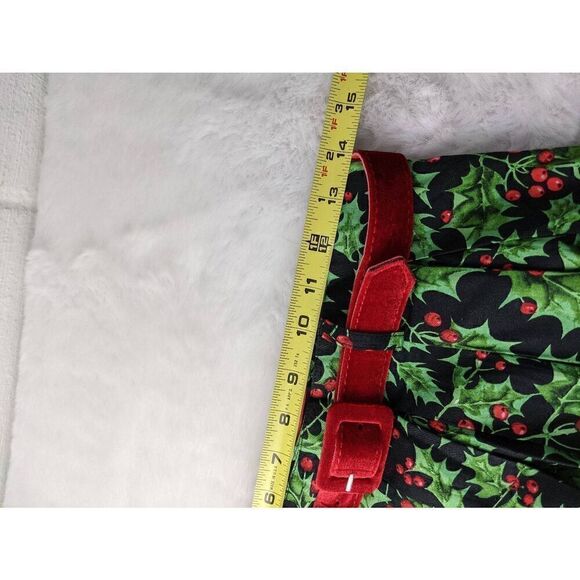 Hell Bunny Christmas Belted Skirt Holly Leaf And Berries Cotton Pleated Pockets‎ - Picture 6 of 8